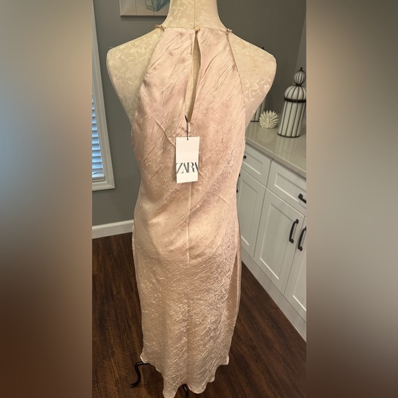 ZARA WRINKLE-LOOK BEADED MIDI DRESS SIZE L - Picture 9 of 10